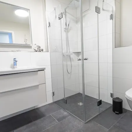 Nordseeglueck 16 Mit Grossem Balkon Und Sauna * Dorum